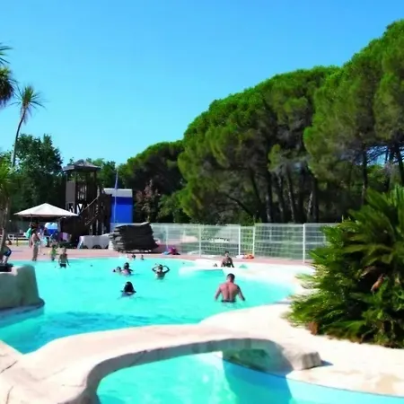 Mobilhome Paisible Et Verdoyant Campsite *